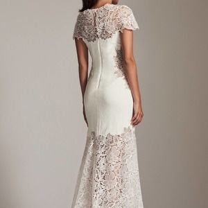 Tadashi Shoji Anika Gown Wedding Lace Women’s Size 6